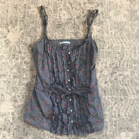 Maurices Tops - Floral chambray tank top - Small
